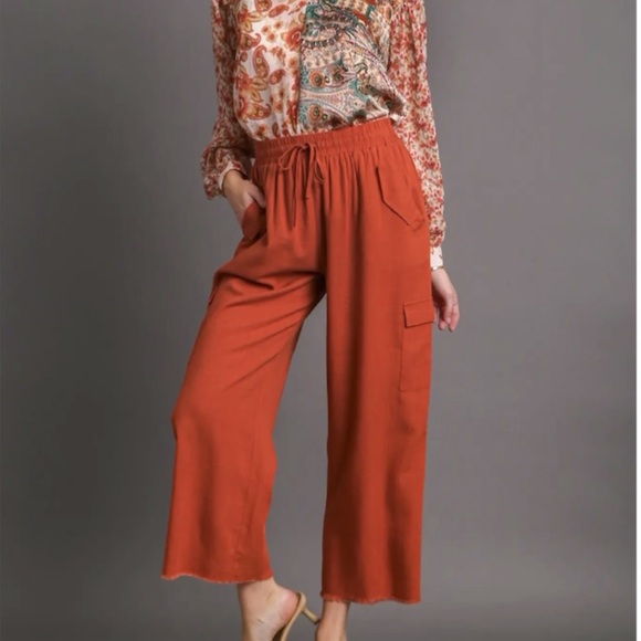 Umgee Pants - Linen Blend Cargo Pant